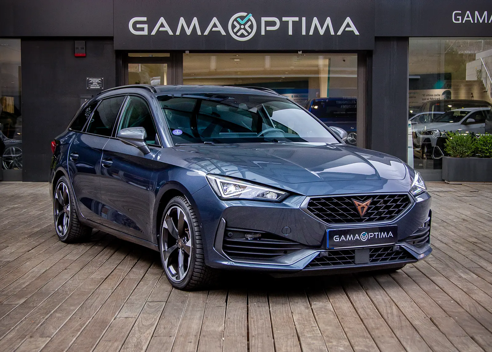 Cupra Leon Sportstourer 1.4 e-Hybrid entregado por Gama Óptima